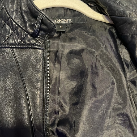 Small Black Leather DKNY Jacket - Picture 5 of 5
